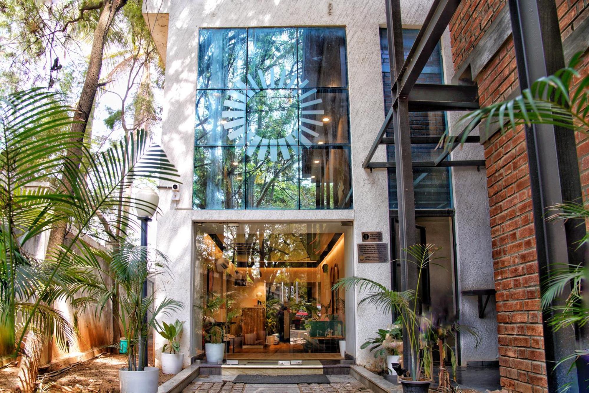 Olive Golflinks - By Embassy Group Hotel Bangalore Buitenkant foto